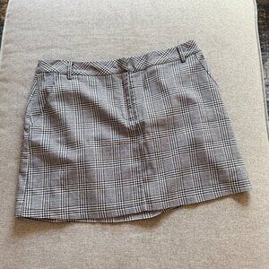 DOTTI Houndstooth Plaid Mini Skirt – Tagged 14 (Fits 10/12)
